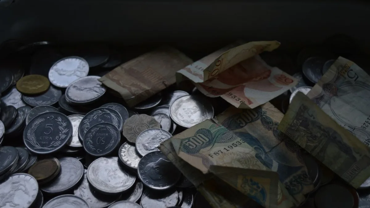 Taraftar Liderinin Evinde Büyük Miktarda Değerli Eşya Bulundu